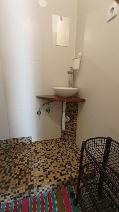 Private Small Studio In Costa De Caparica エクステリア 写真